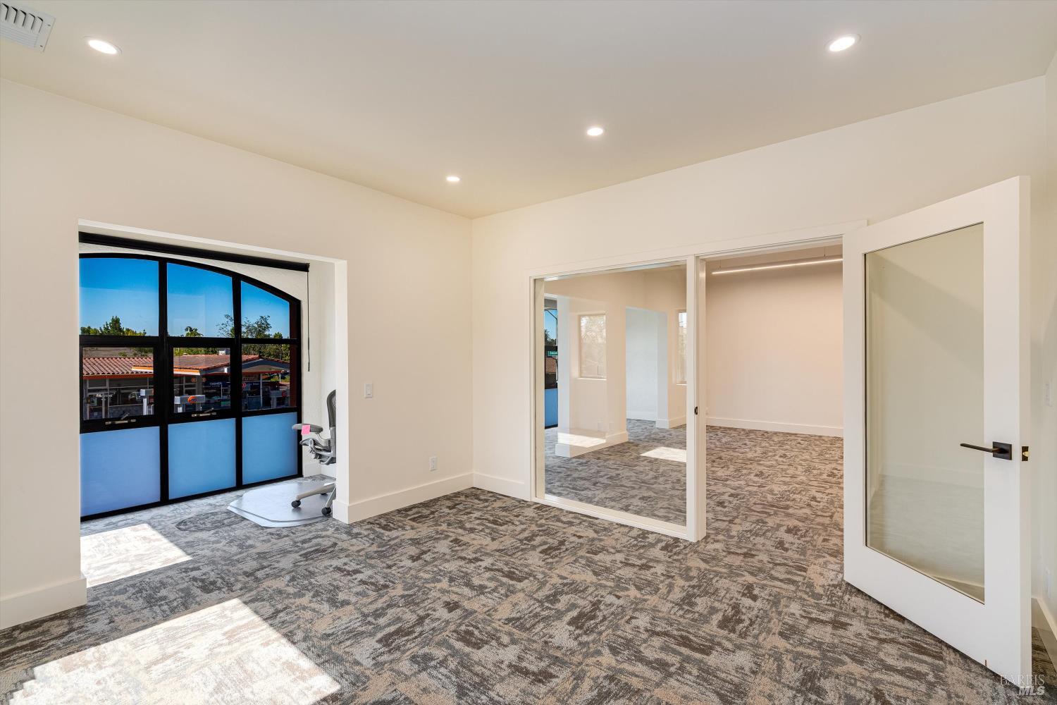 190 W Napa St