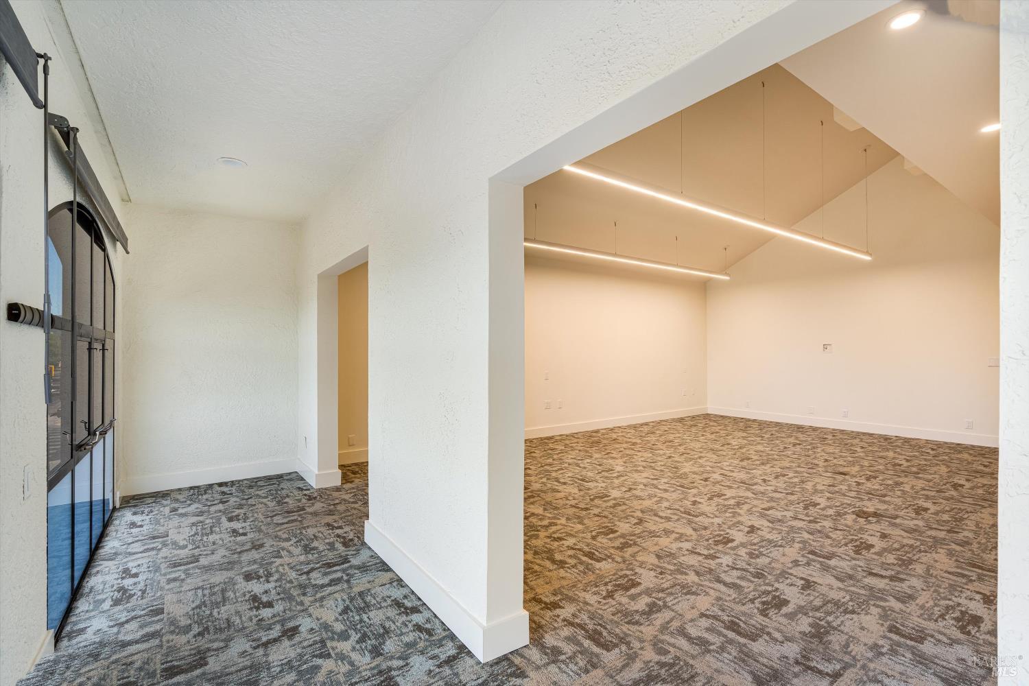 190 W Napa St