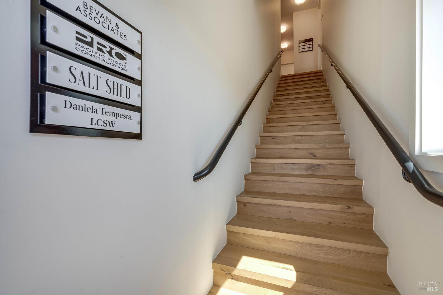190 W Napa St