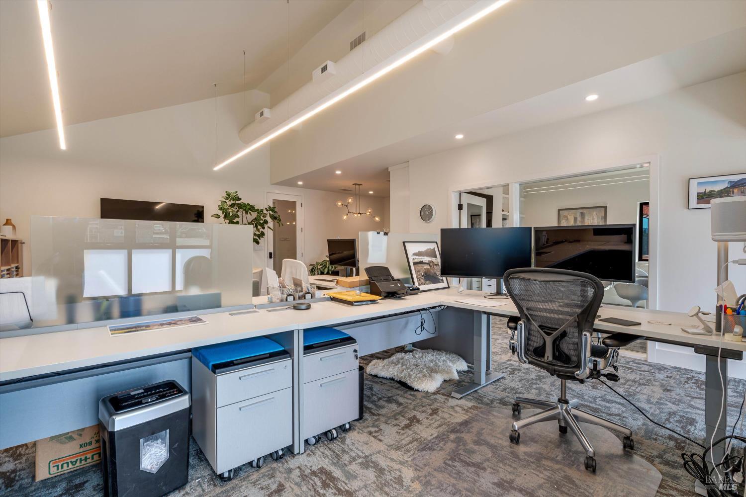 190 W Napa St