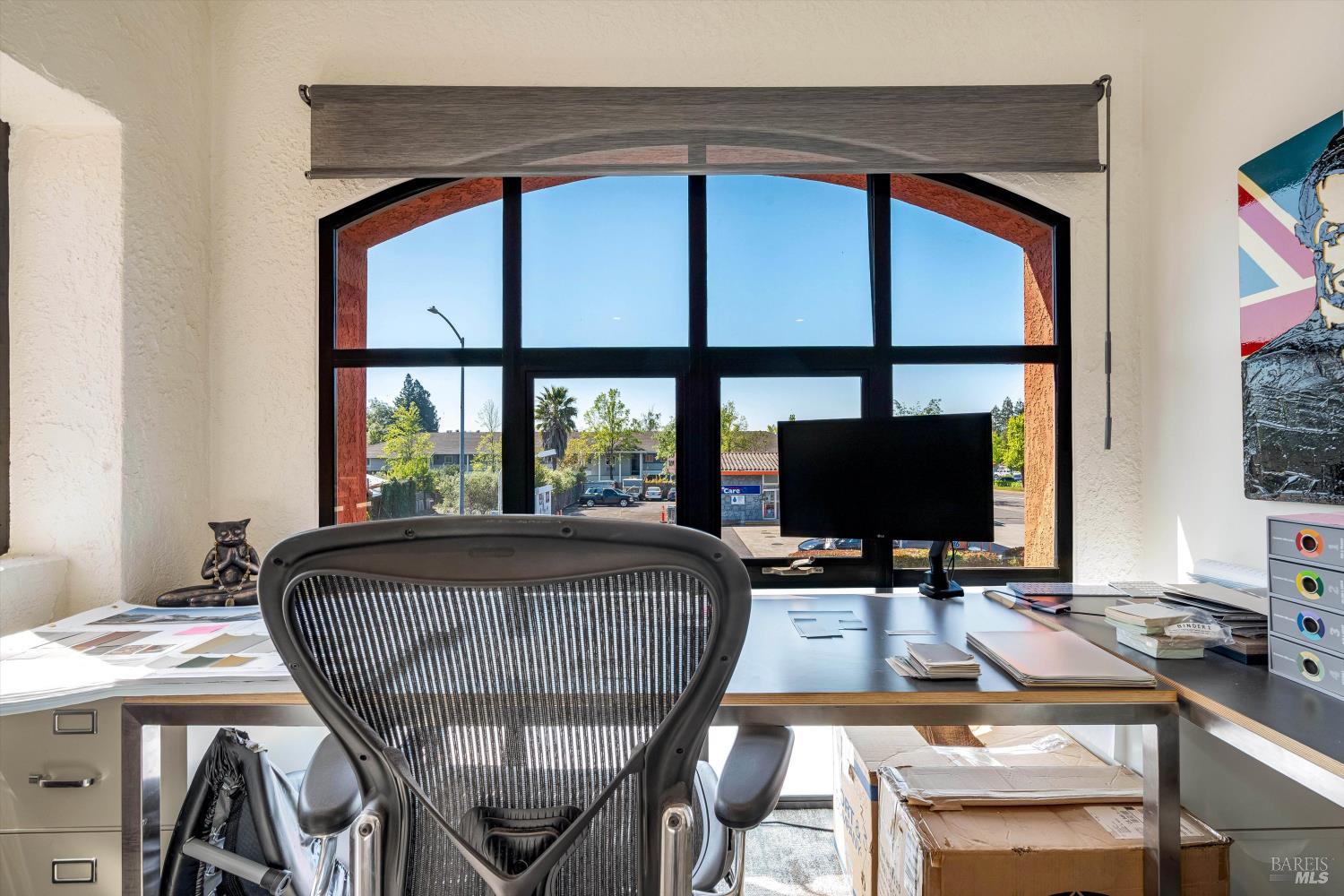 190 W Napa St