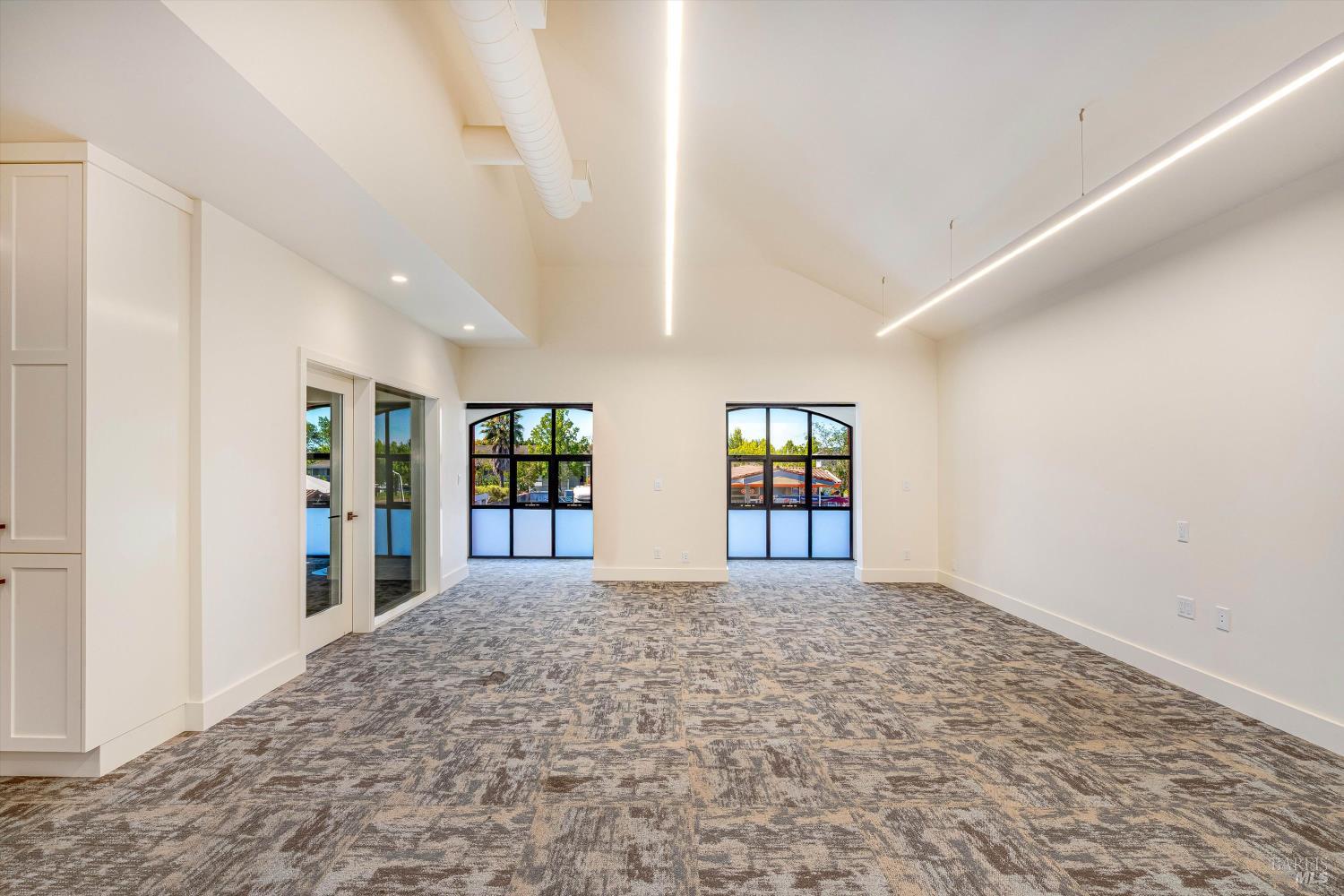 190 W Napa St