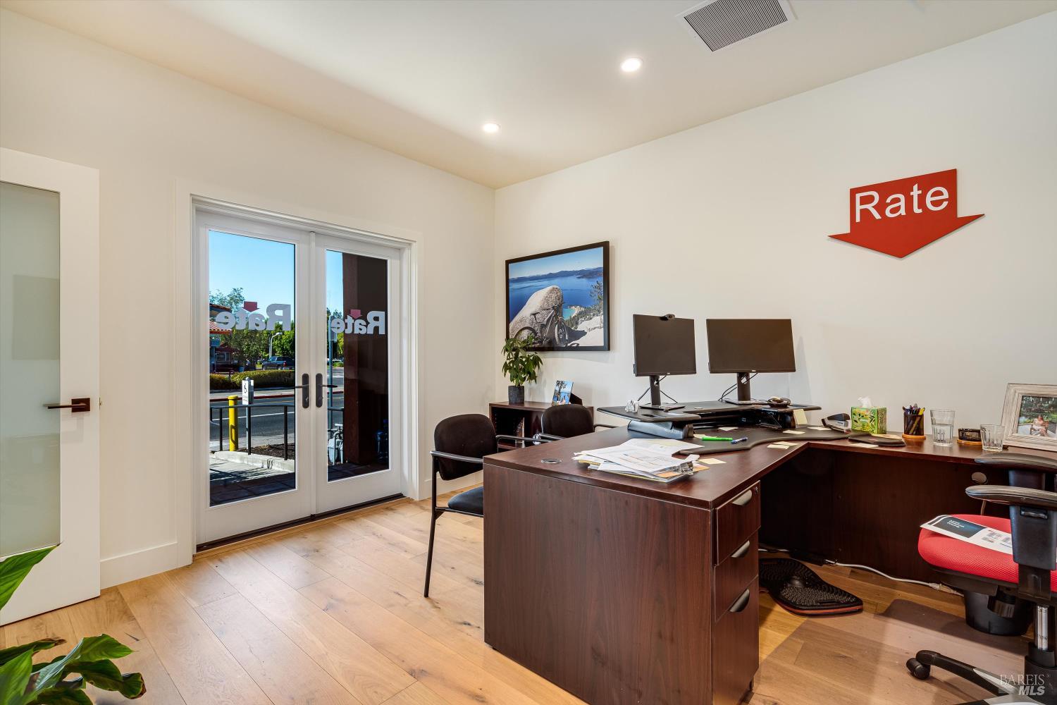 190 W Napa St