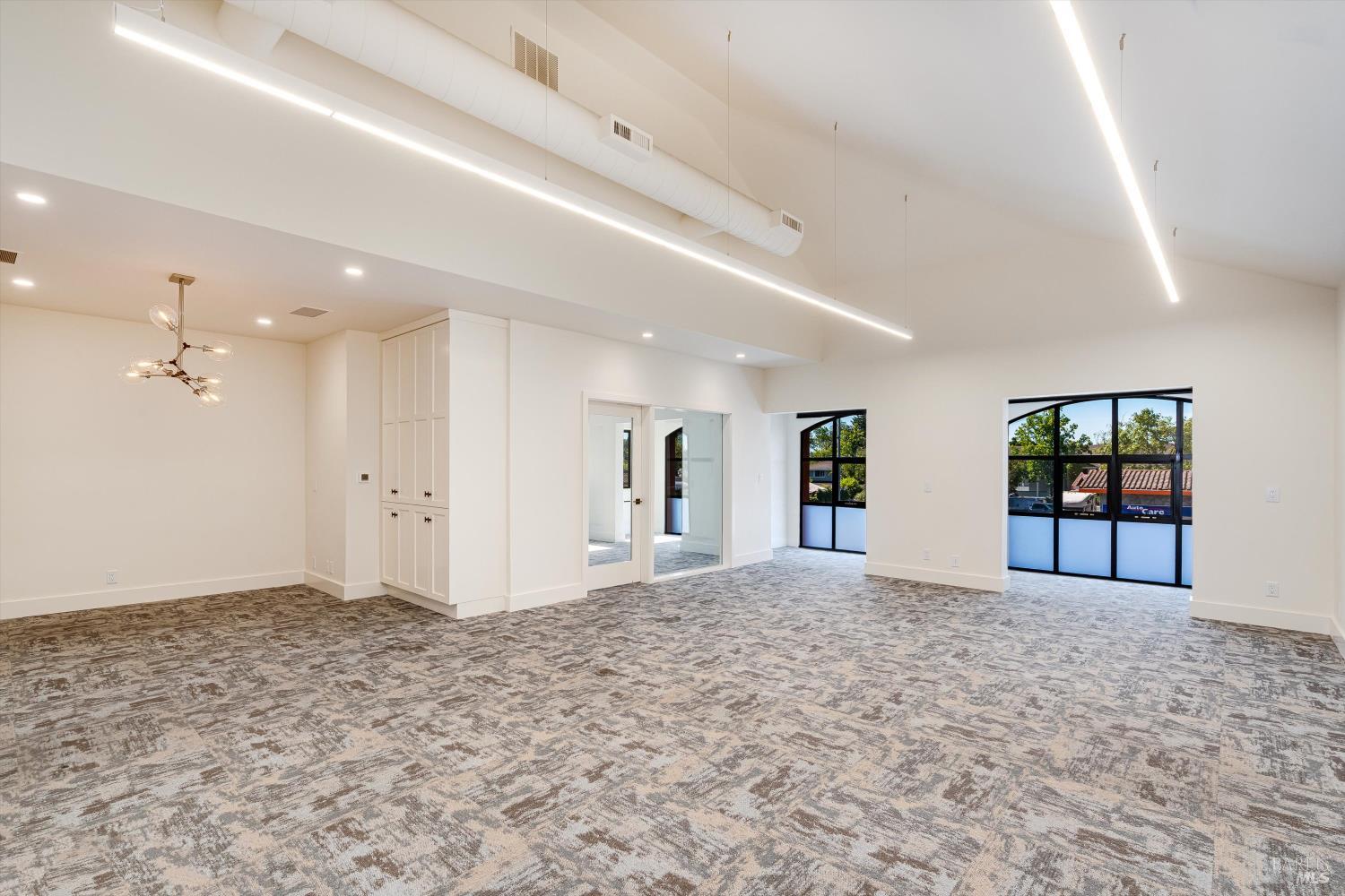 190 W Napa St