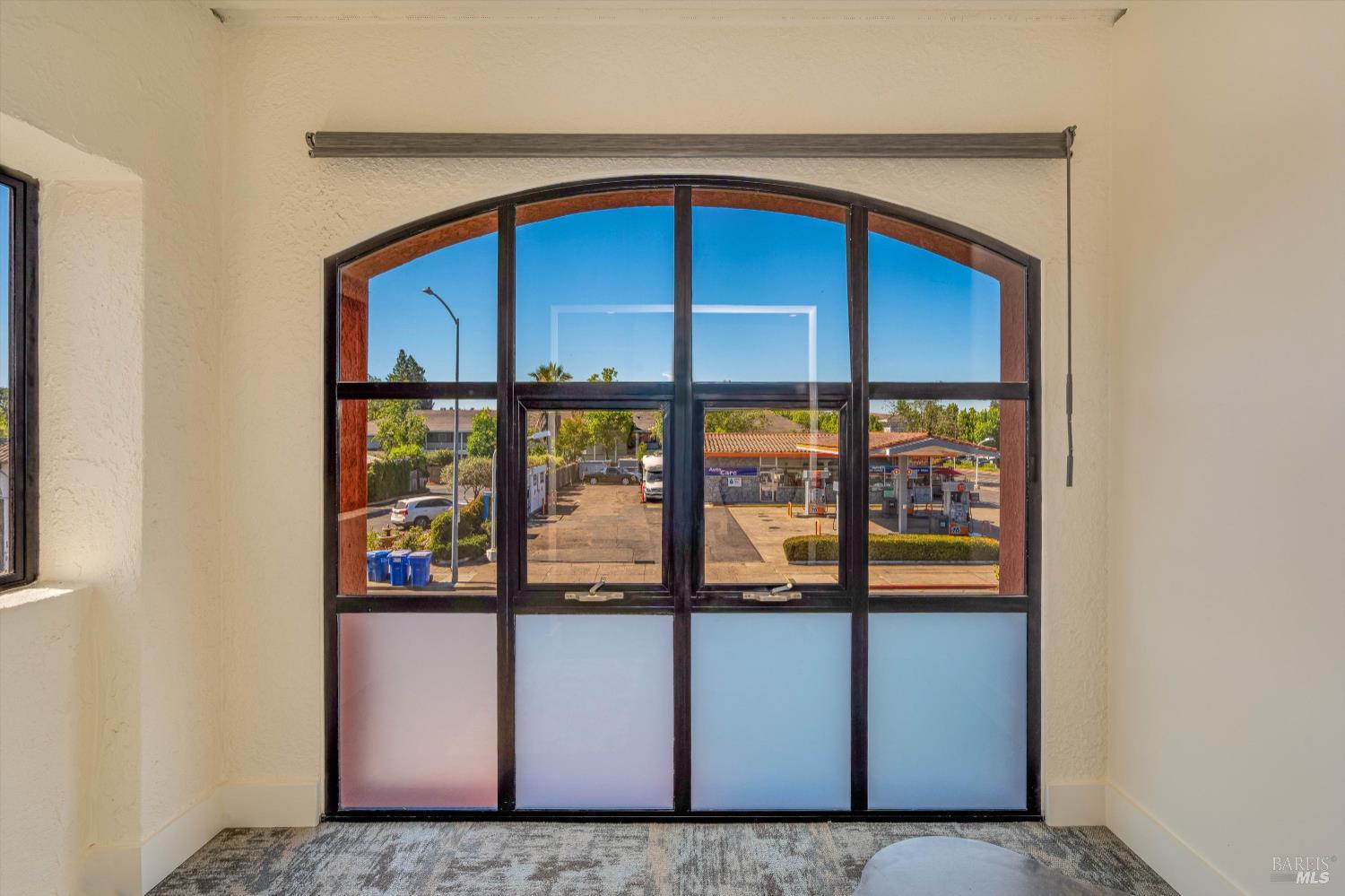 190 W Napa St