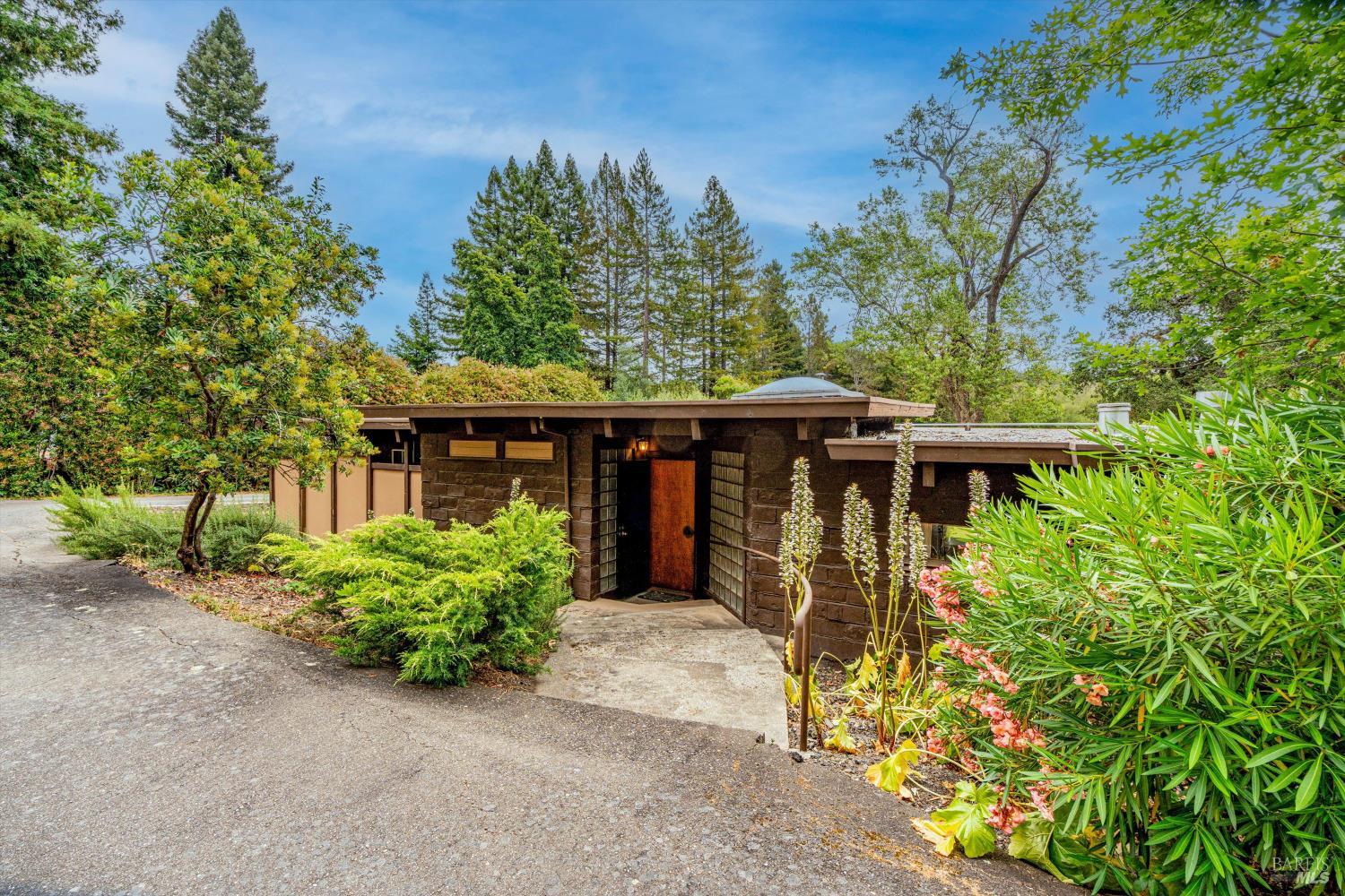 3450 Chanate Rd