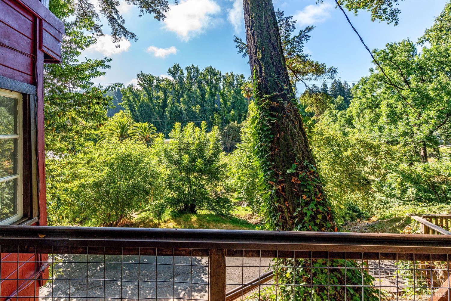 15704 Old River Rd