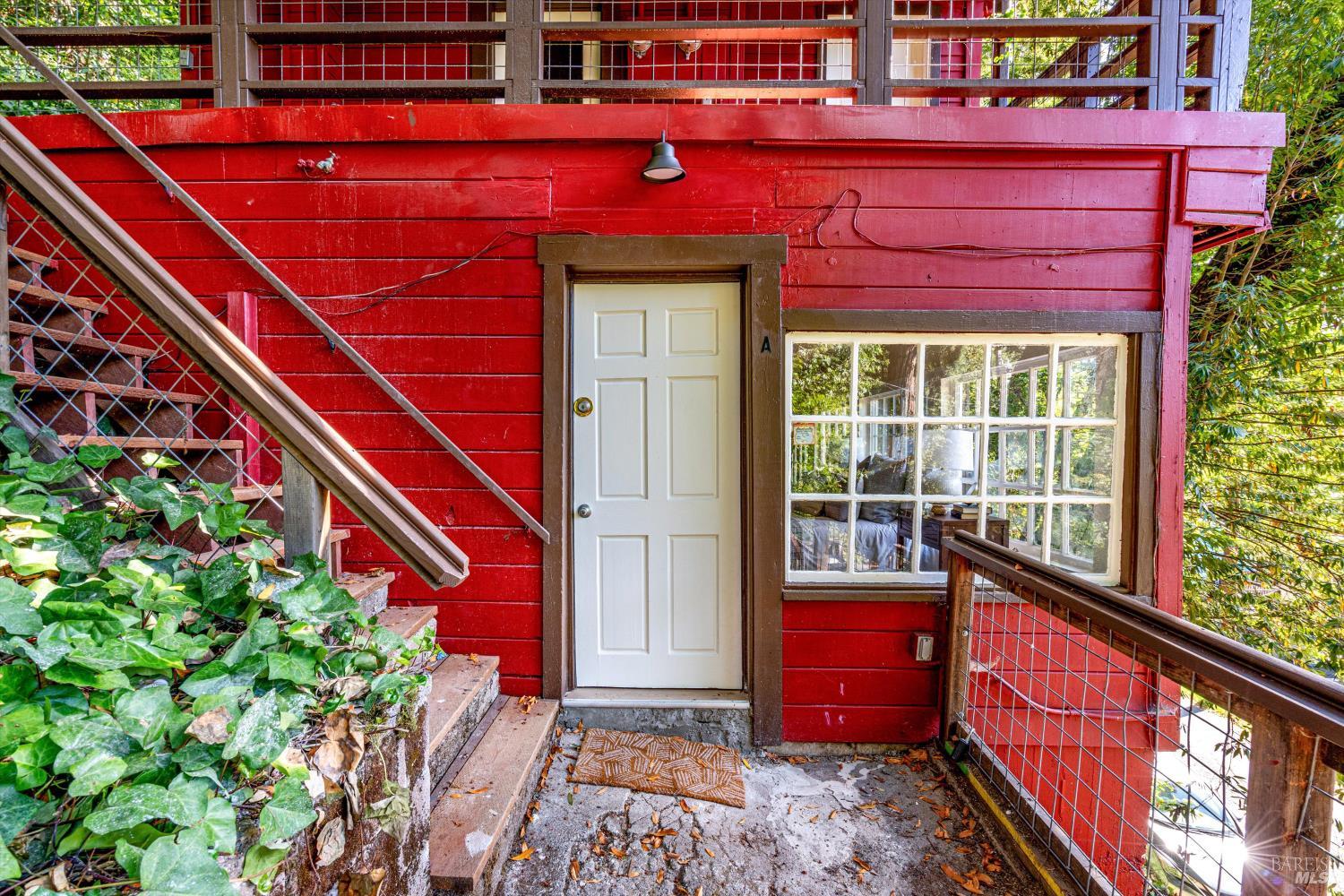 15704 Old River Rd