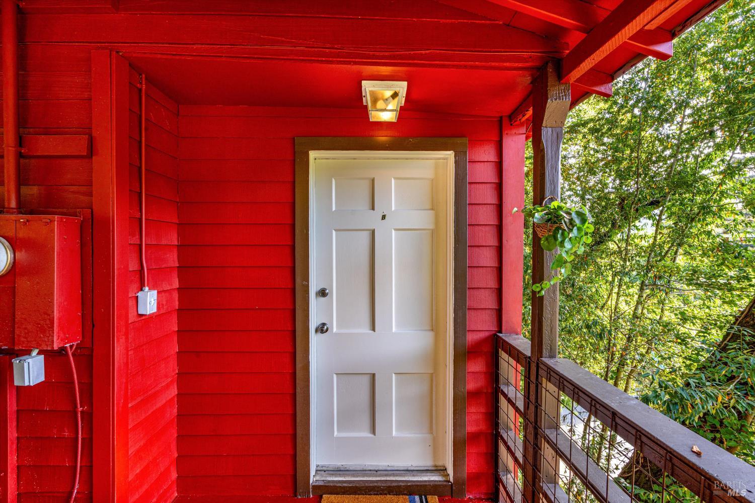 15704 Old River Rd