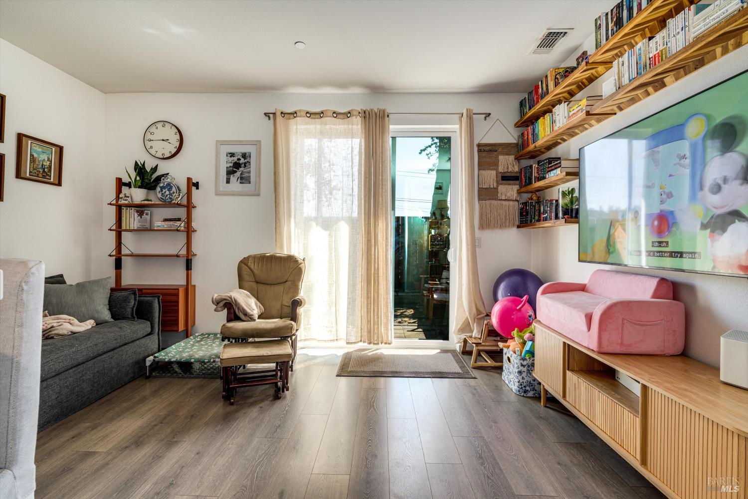 4040 Alexander David Ct