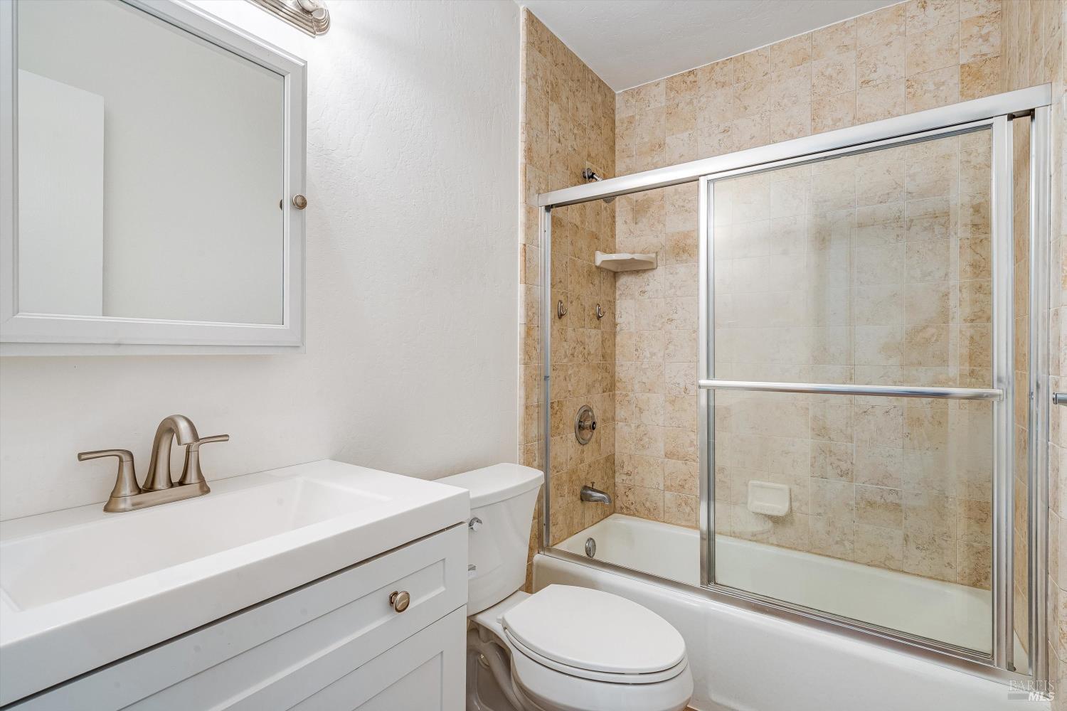 21 Avram Ave