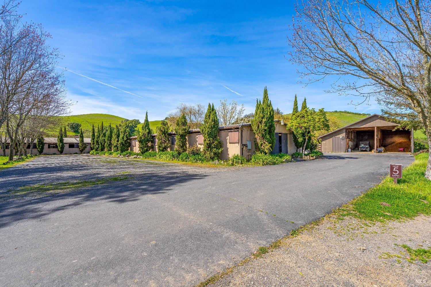 4720 Guenza Rd