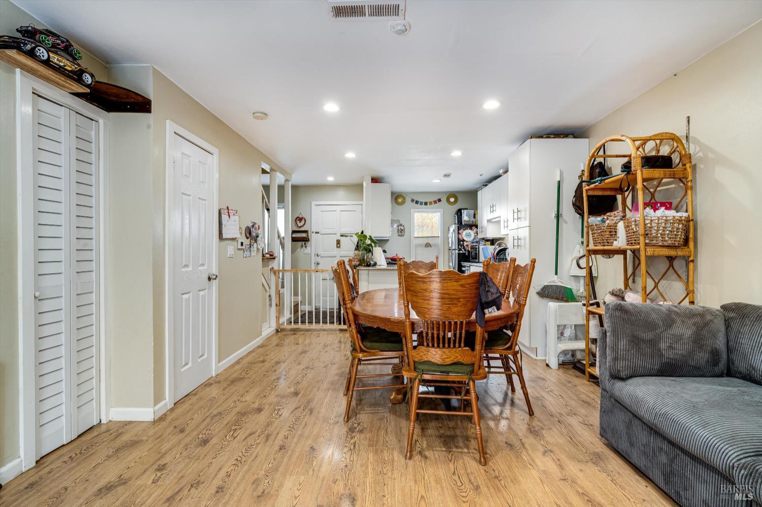 133 W Agua Caliente Rd