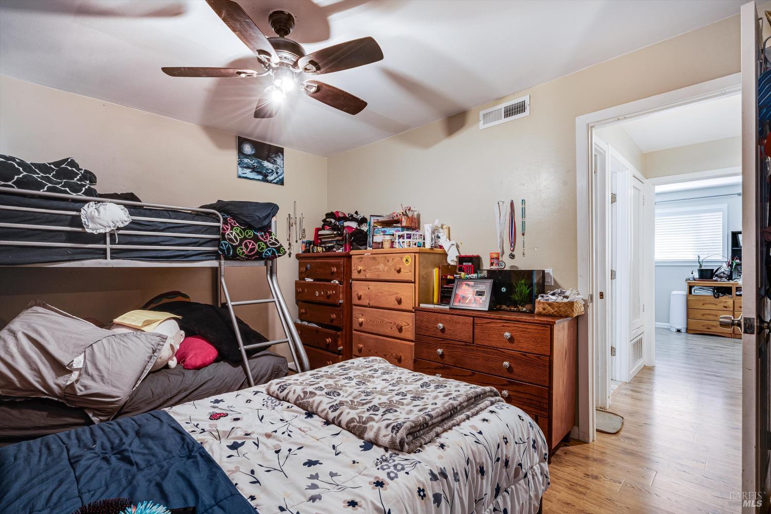 133 W Agua Caliente Rd