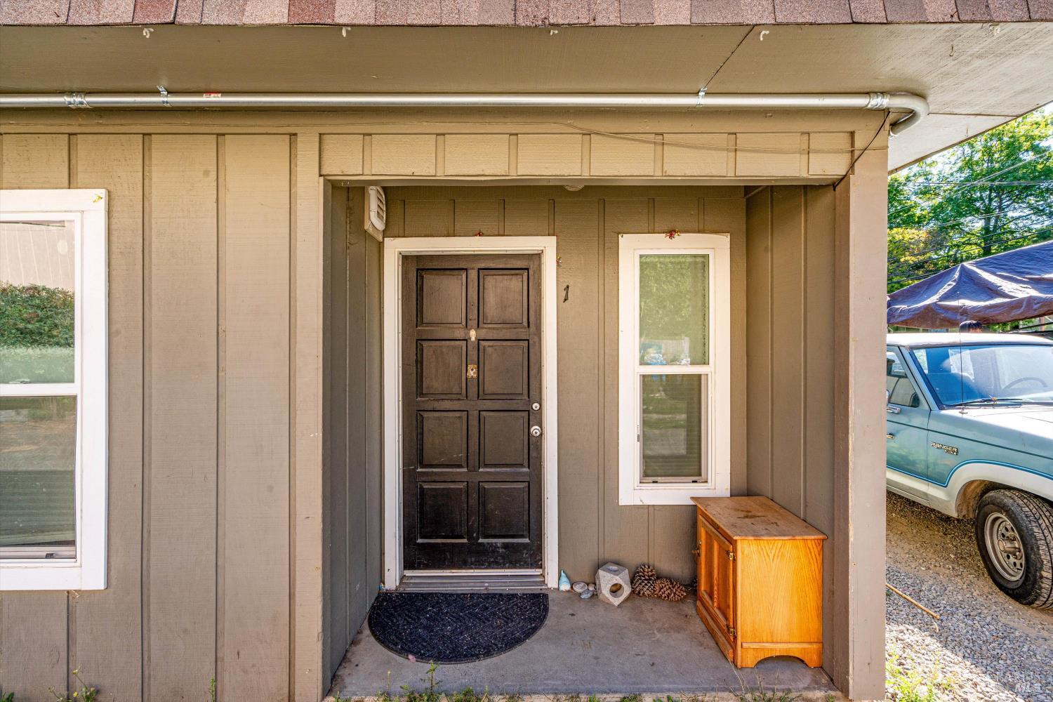 133 W Agua Caliente Rd