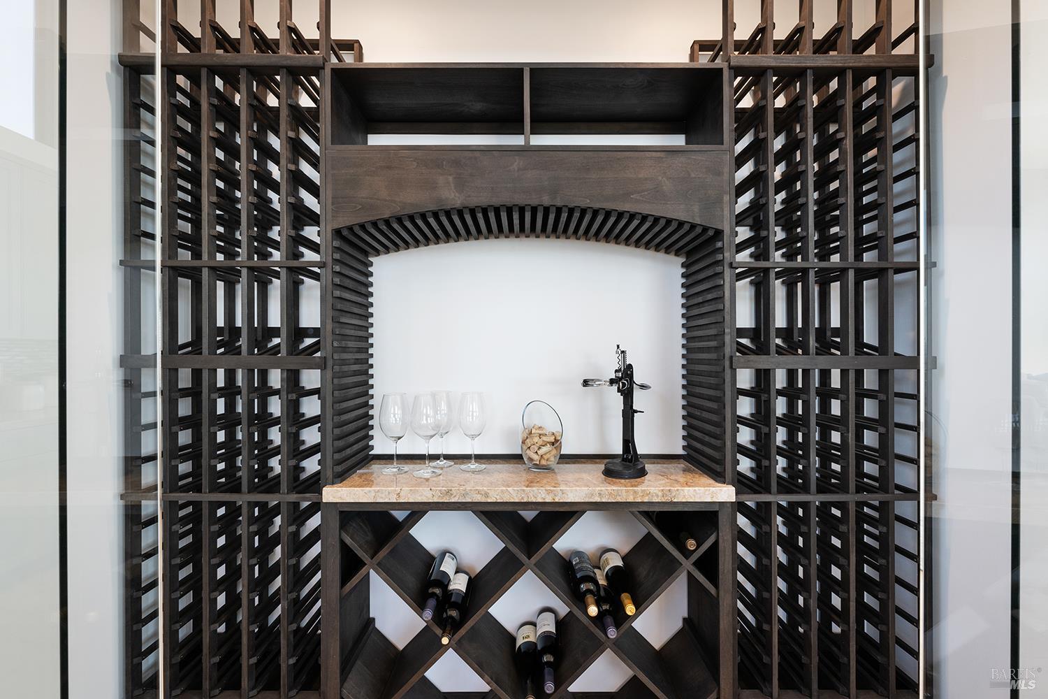 5095 Knollwood Court