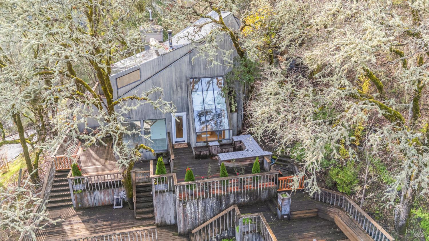 9105 Loch Haven Drive