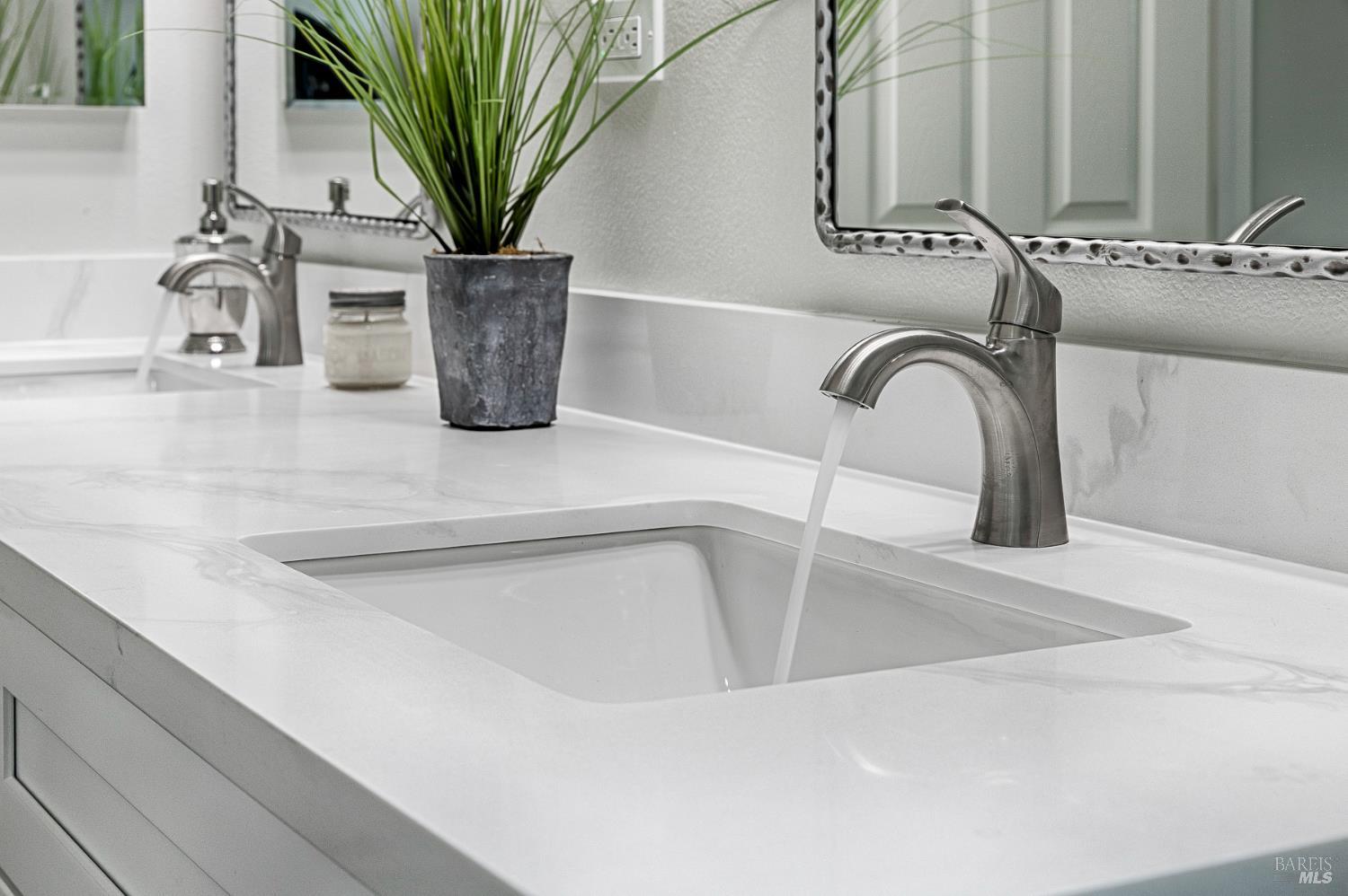 1964 Las Ventanas Drive