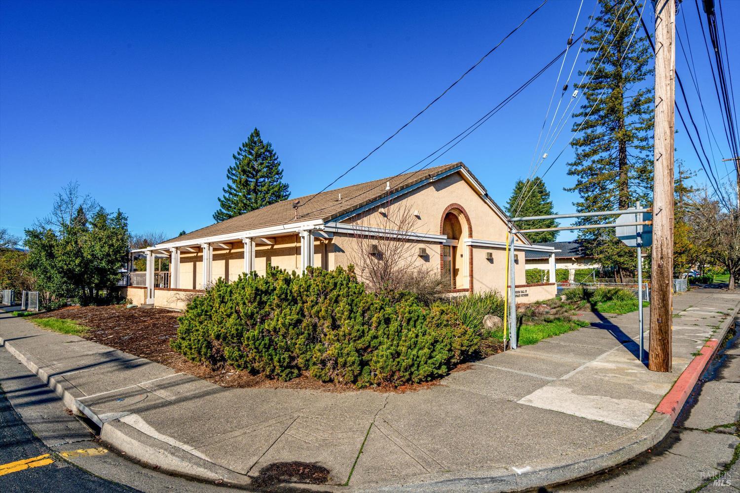 1105 University Street