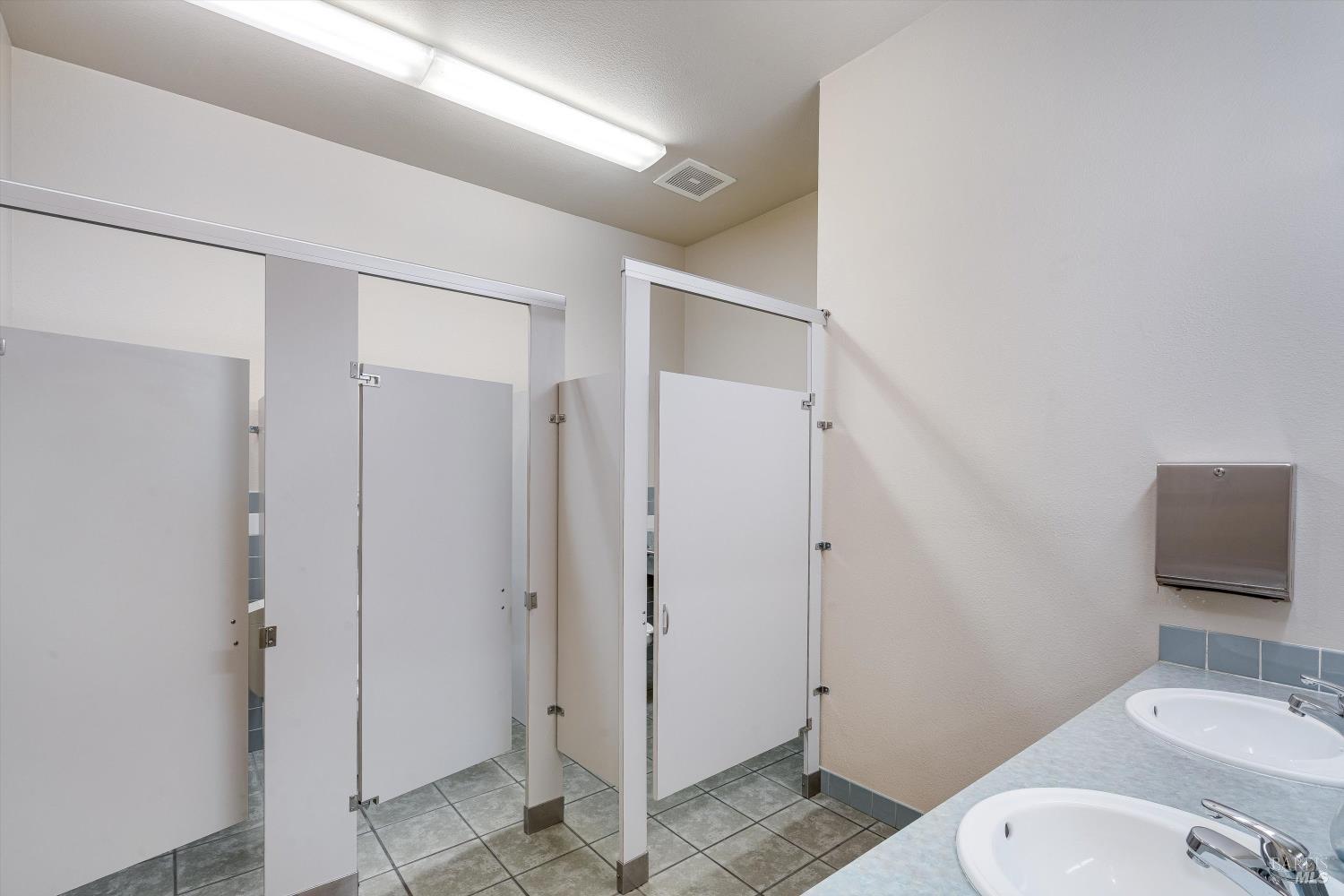 1105 University Street