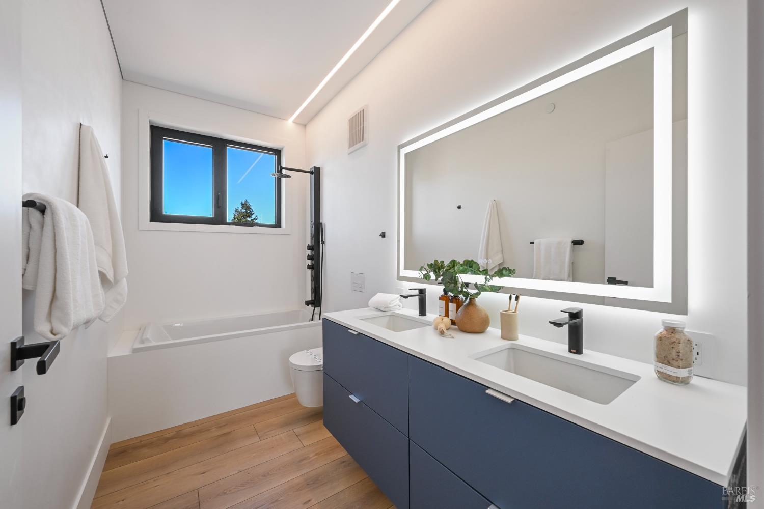 16799 Meadow Oaks Drive