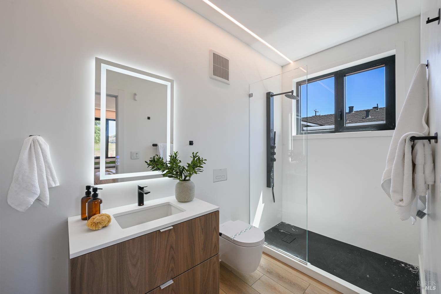 16799 Meadow Oaks Drive