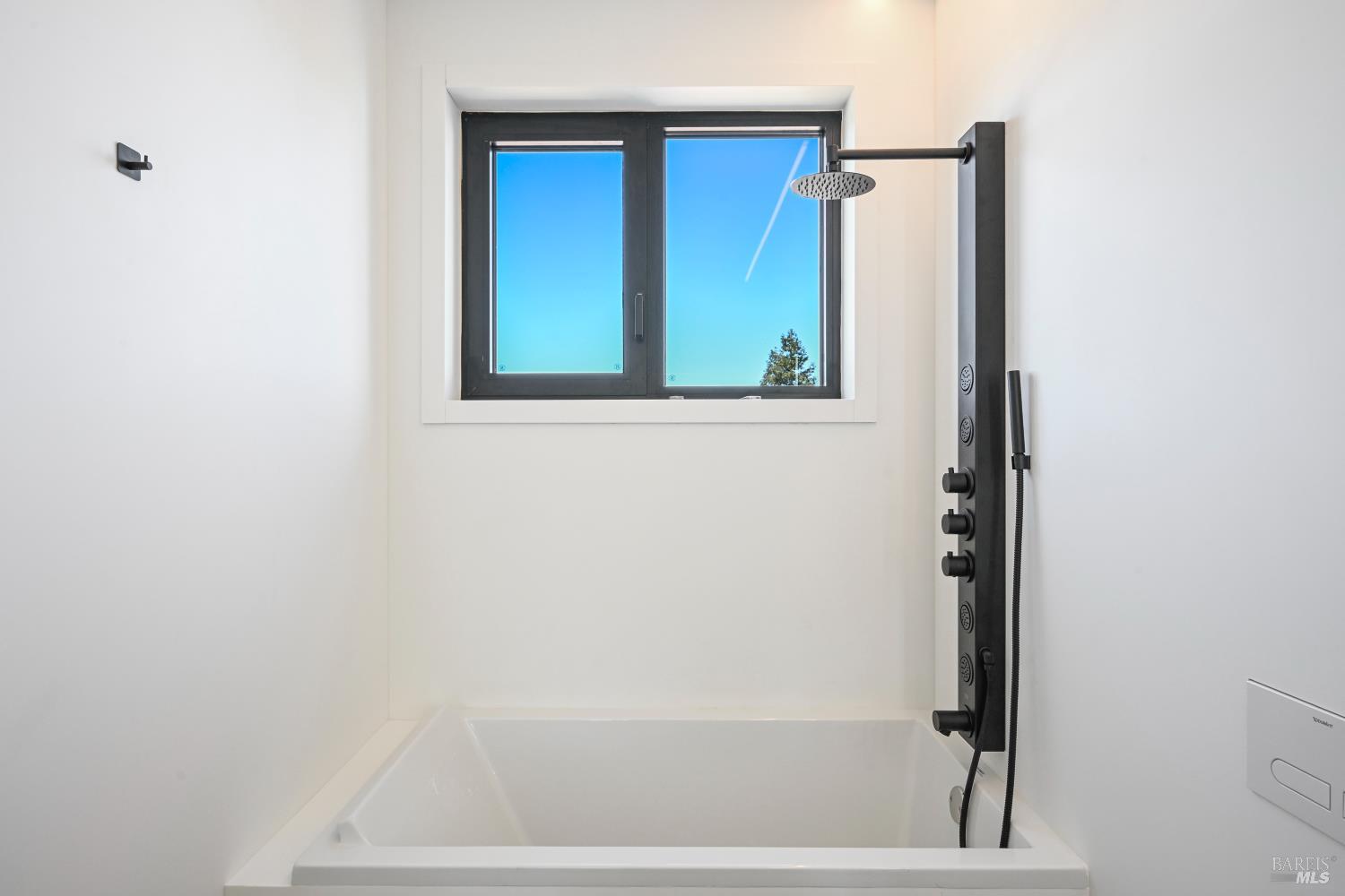 16799 Meadow Oaks Drive