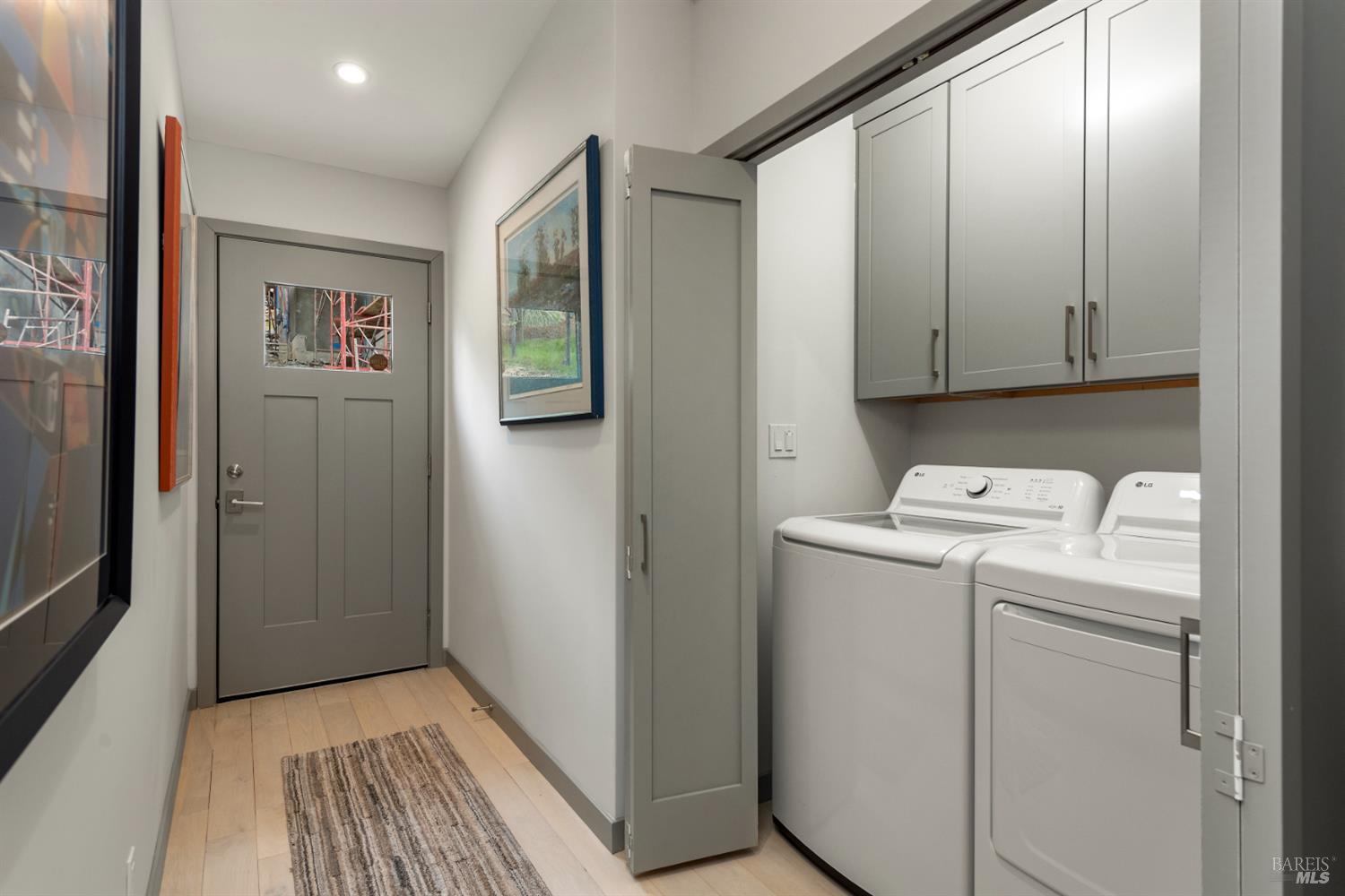 5095 Knollwood Court