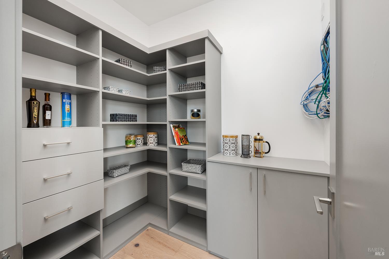 5095 Knollwood Court