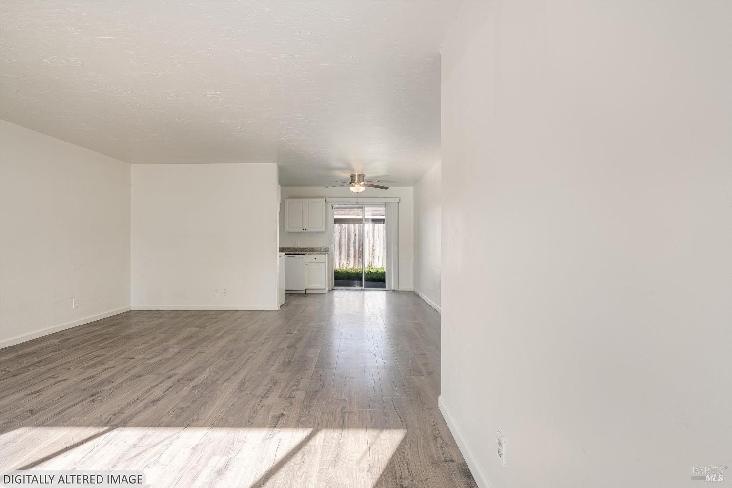 2559-2561 Northcoast Street