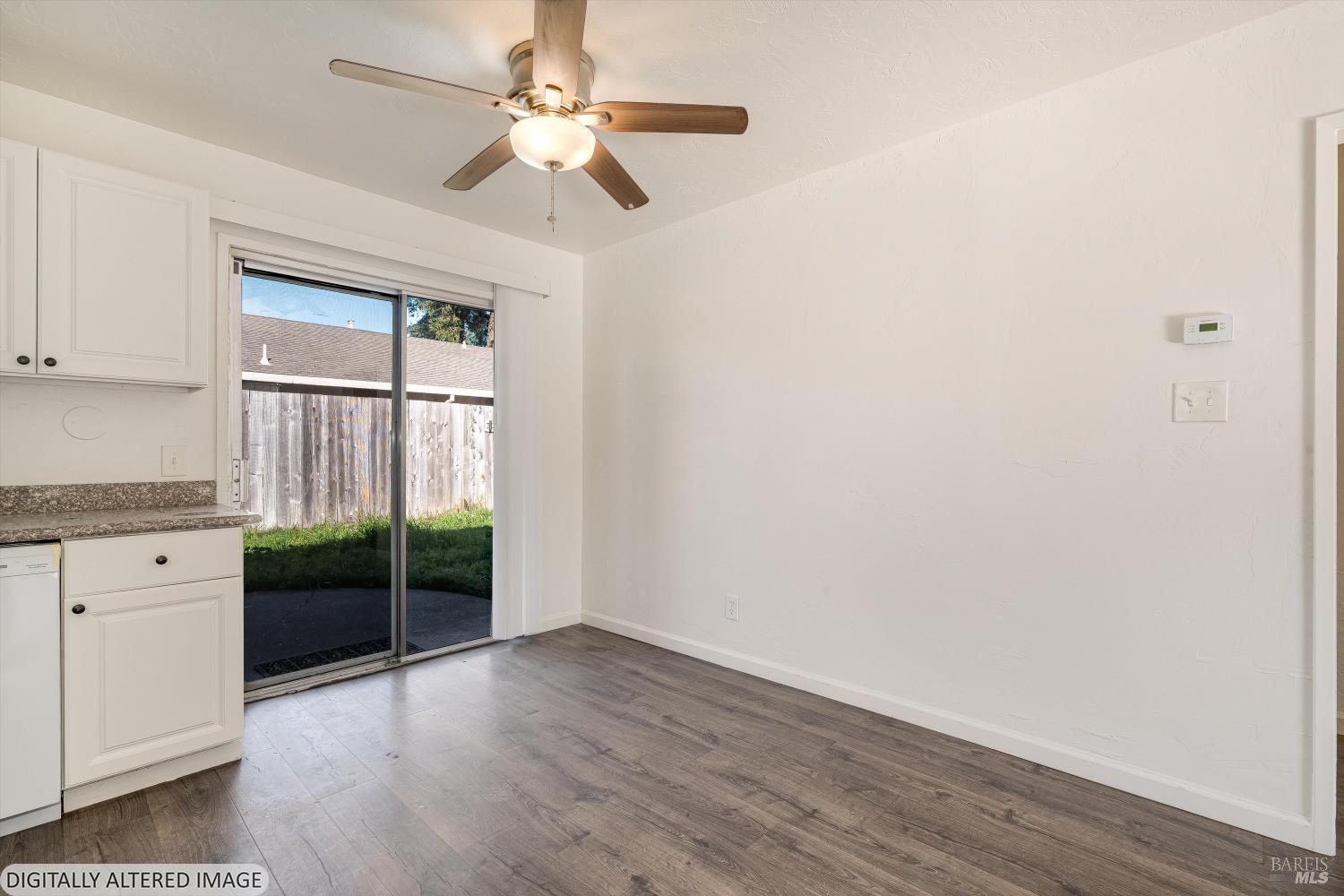 2559-2561 Northcoast Street