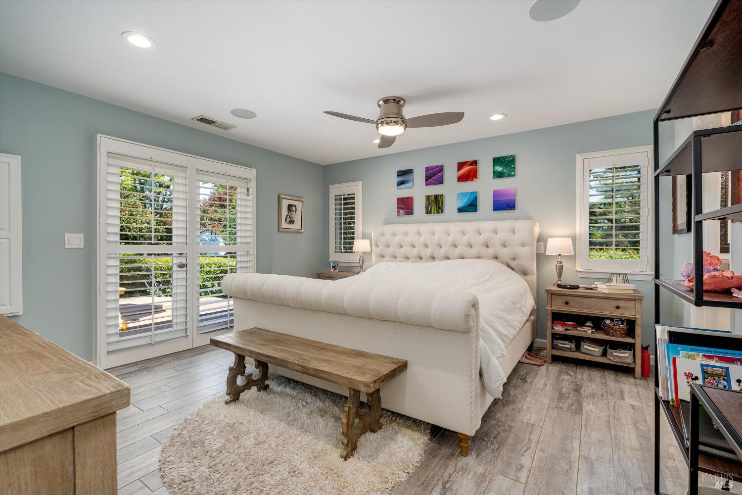 10 Oak Tree Drive