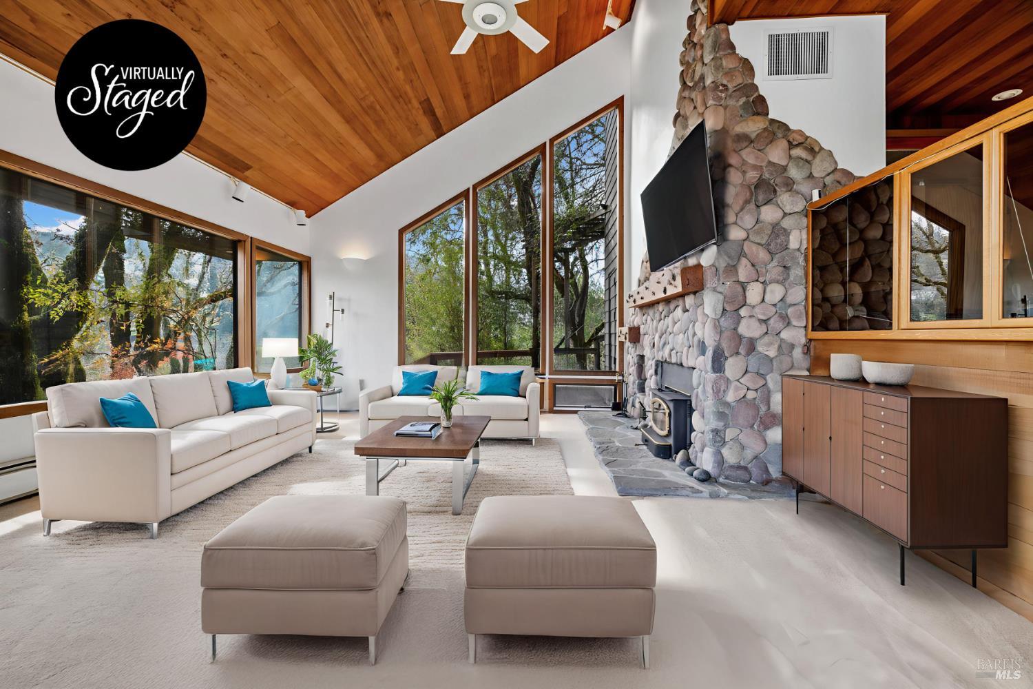 9105 Loch Haven Drive