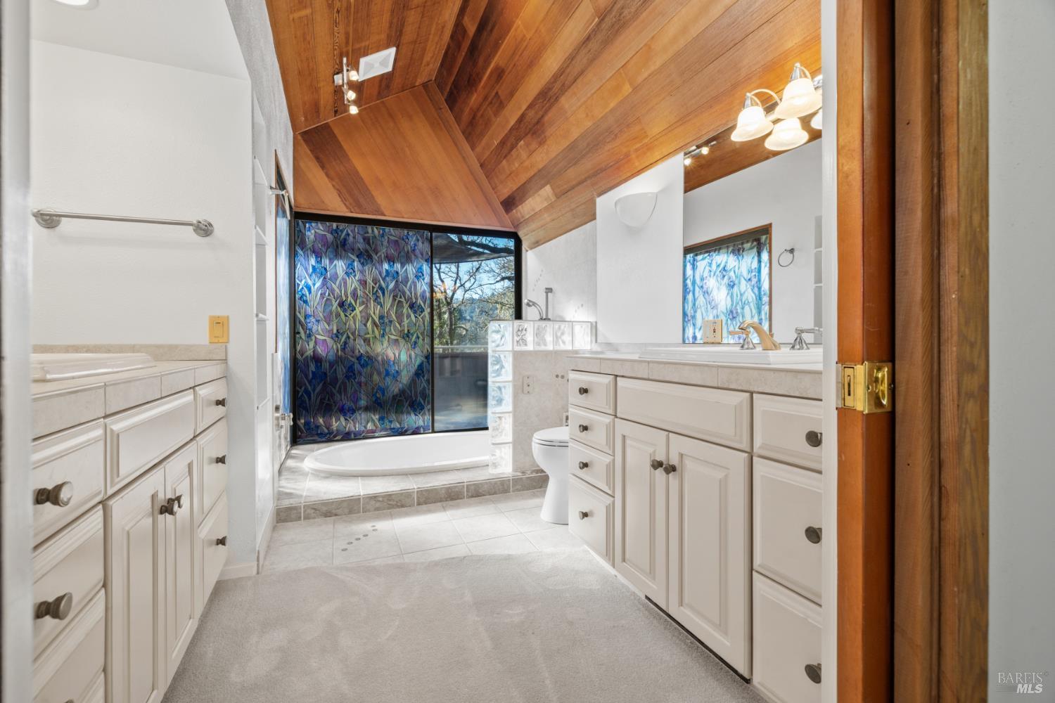 9105 Loch Haven Drive