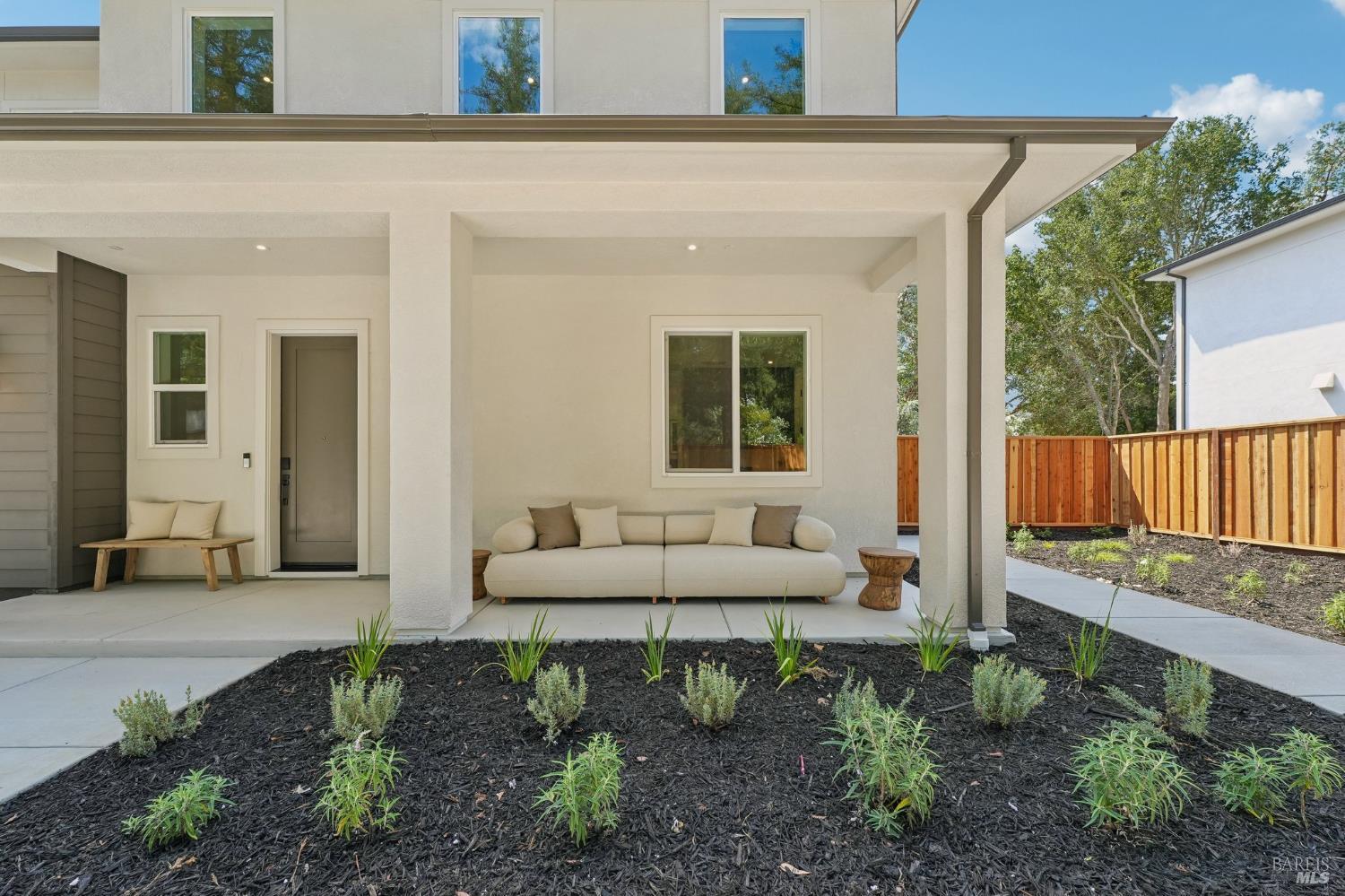 5924 Lyric Lane