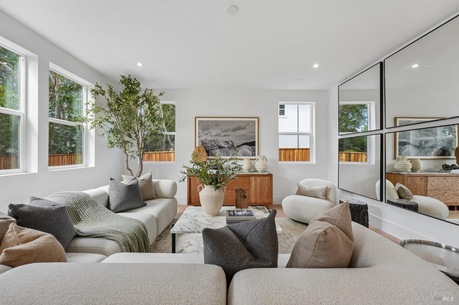 5924 Lyric Lane