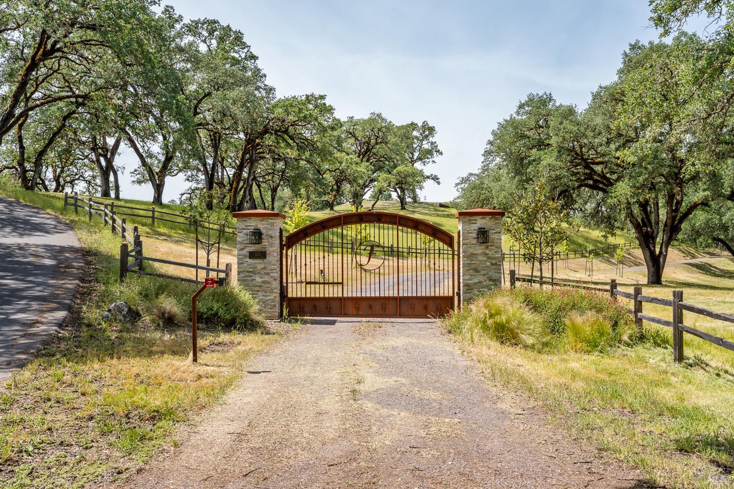 3215 Deerwood Drive
