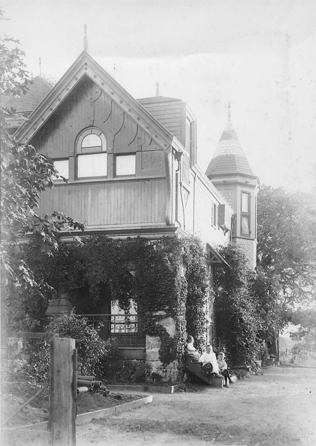 2875 Woolsey Road