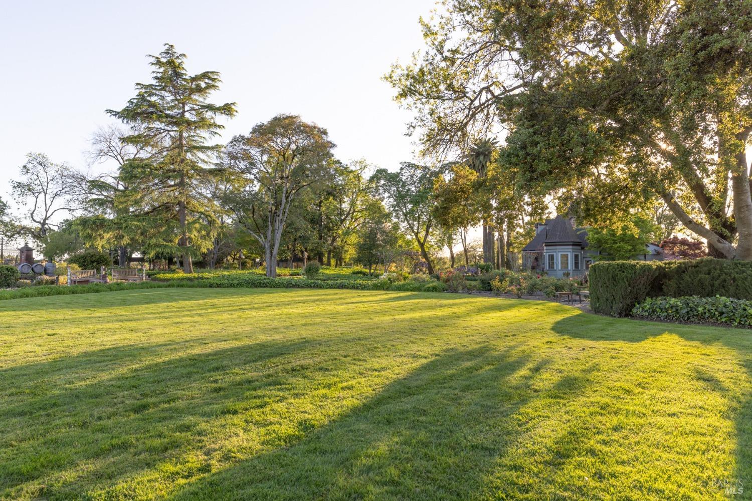 2875 Woolsey Road