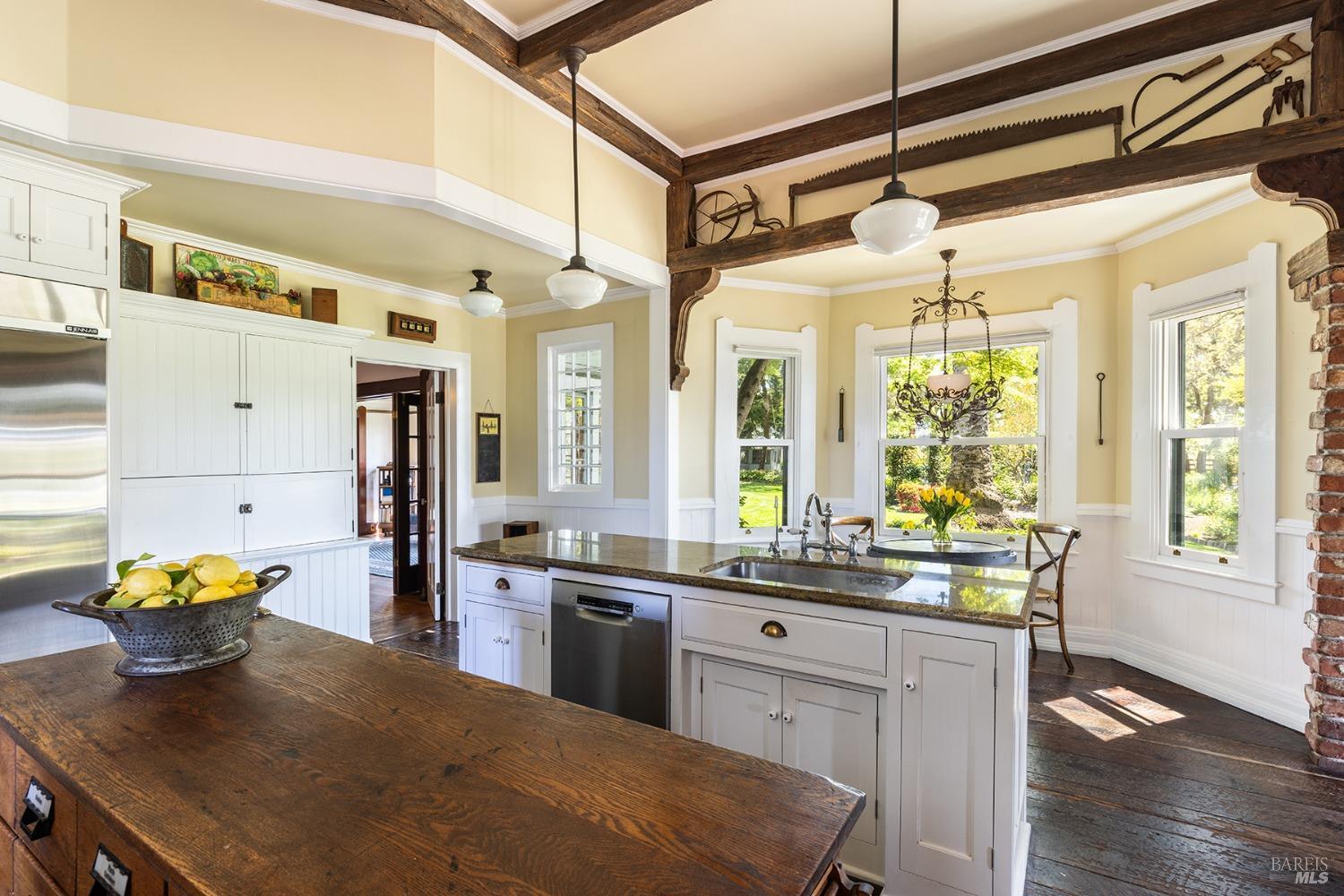 2875 Woolsey Road