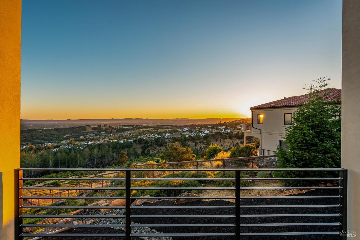 3773 Boulder Point