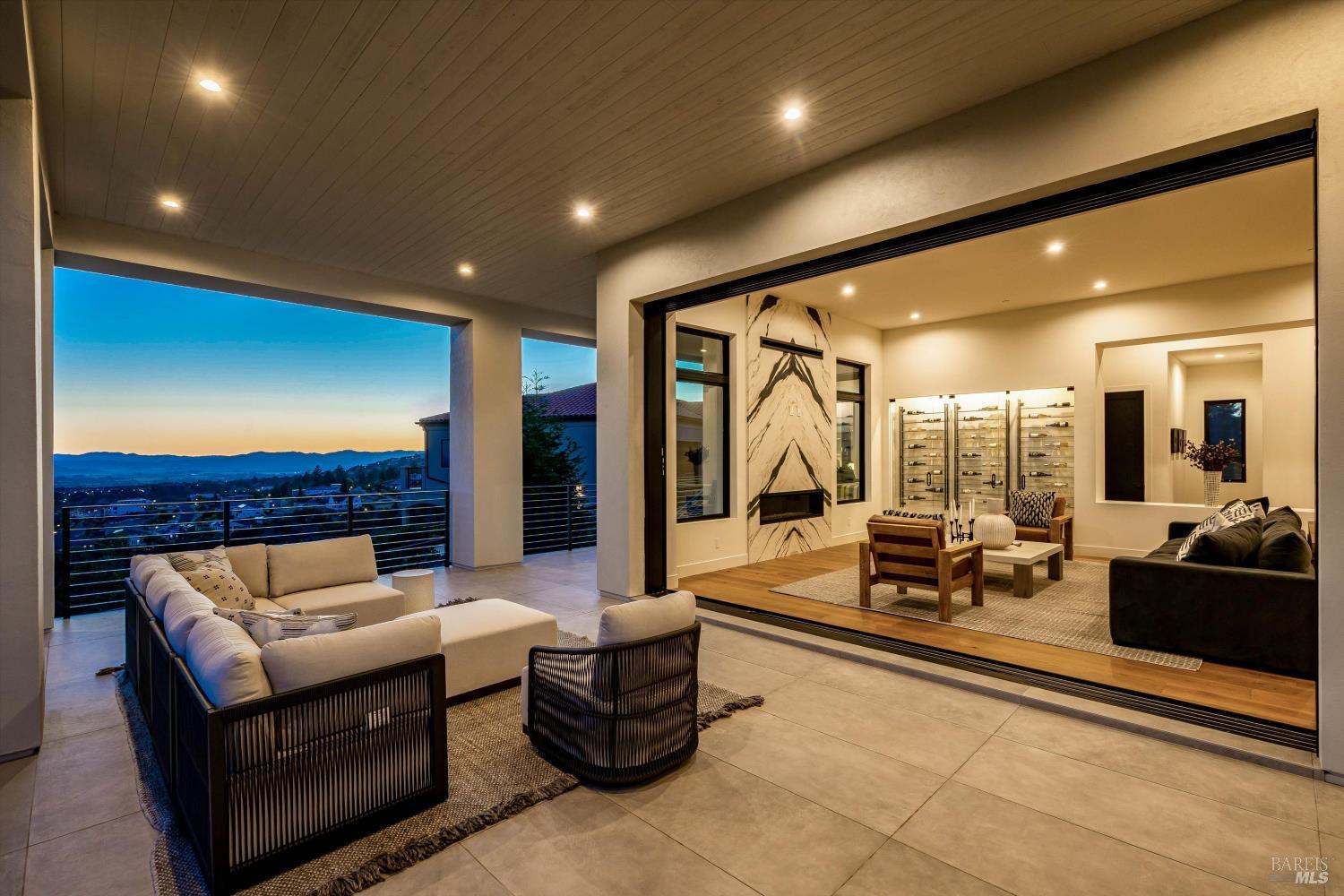 3773 Boulder Point