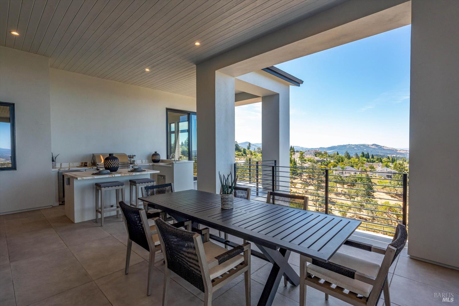 3773 Boulder Point