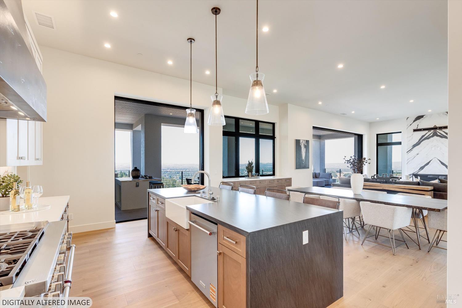 3773 Boulder Point