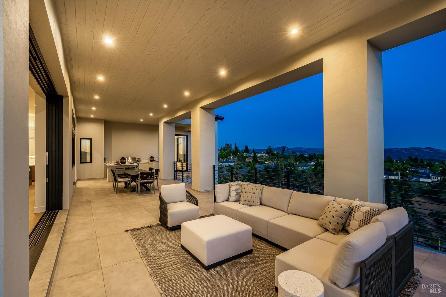 3773 Boulder Point