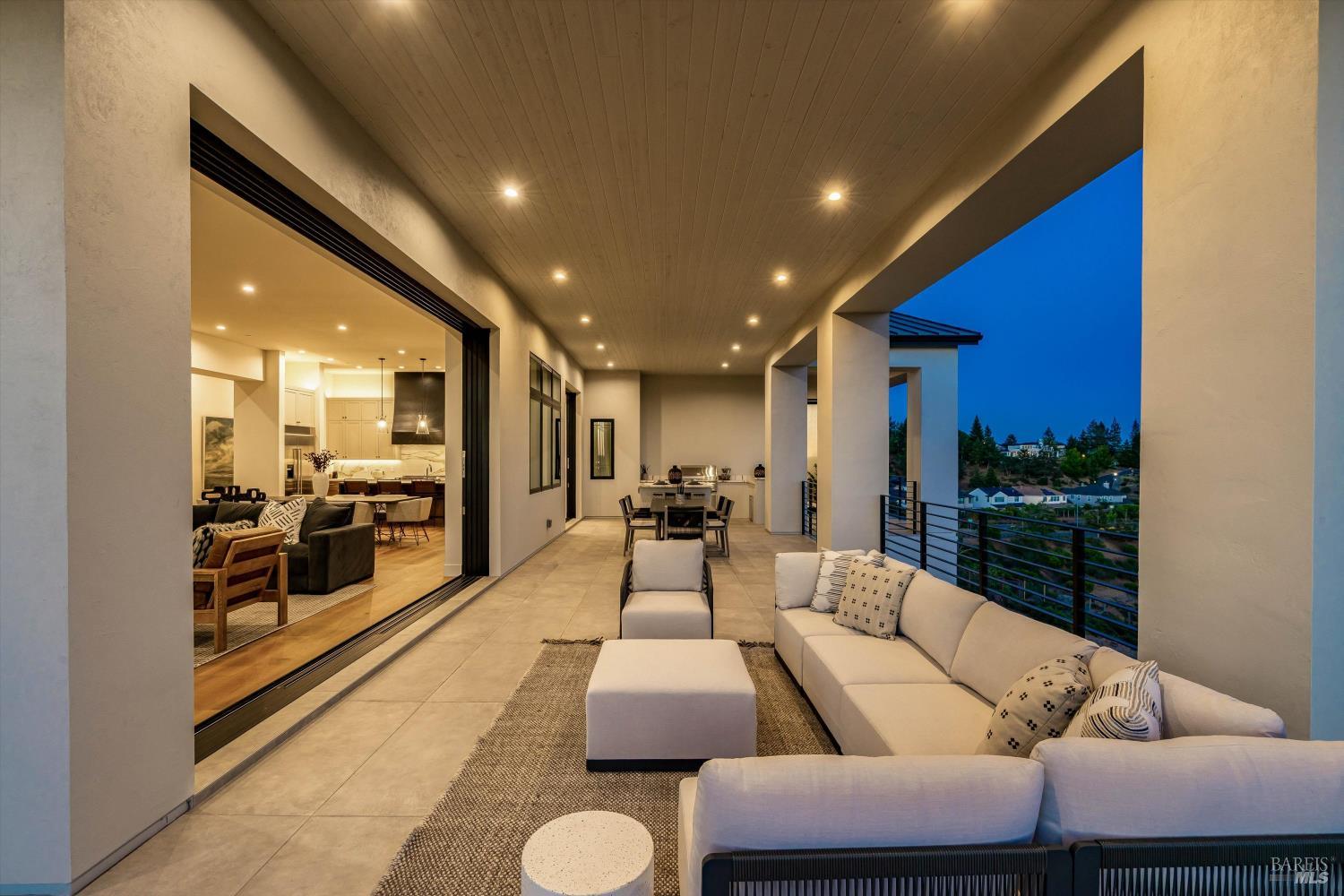 3773 Boulder Point