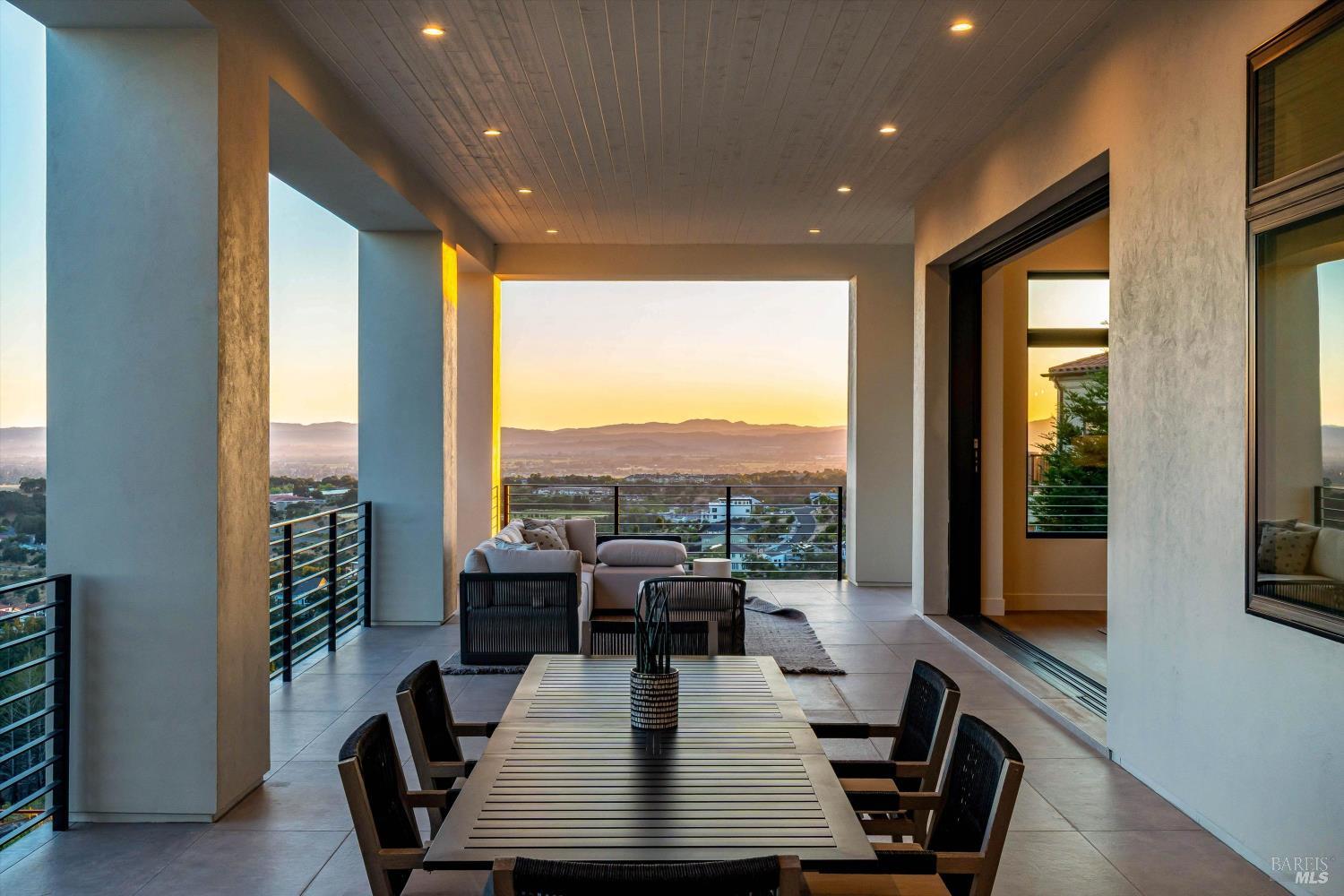 3773 Boulder Point