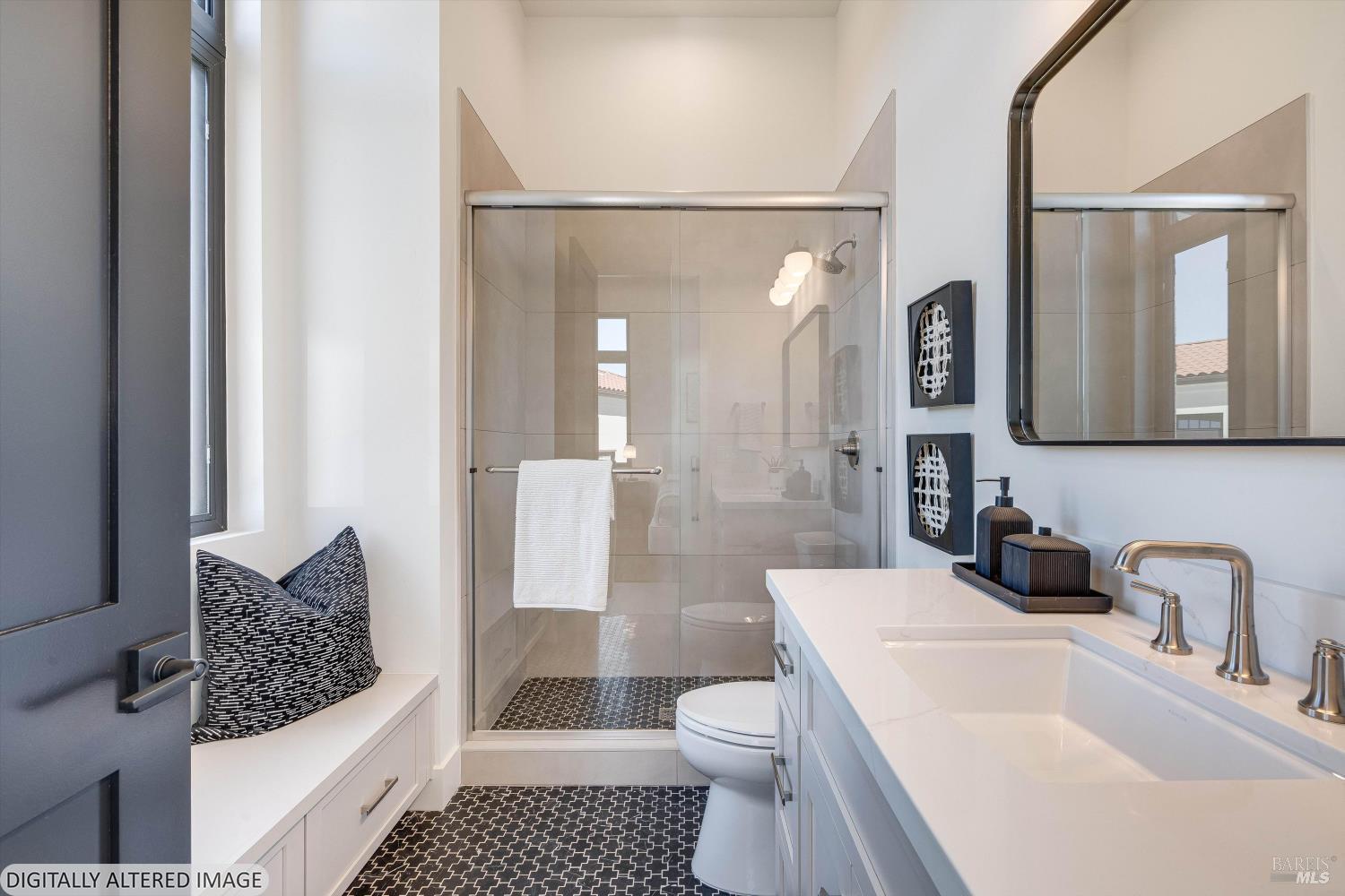 3773 Boulder Point