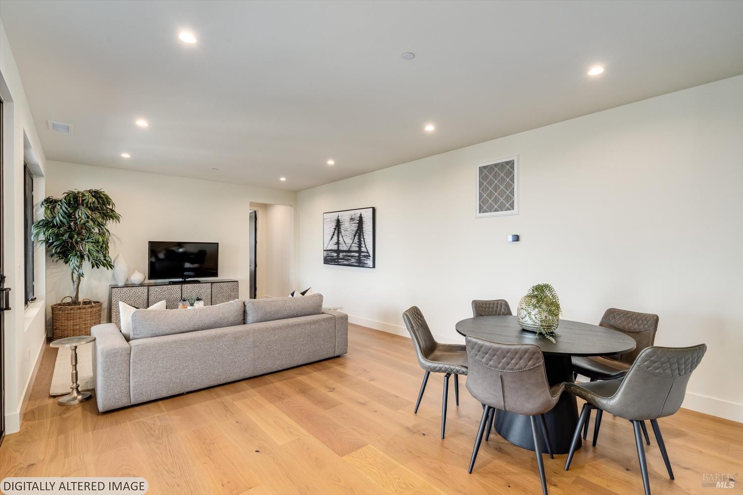 3773 Boulder Point