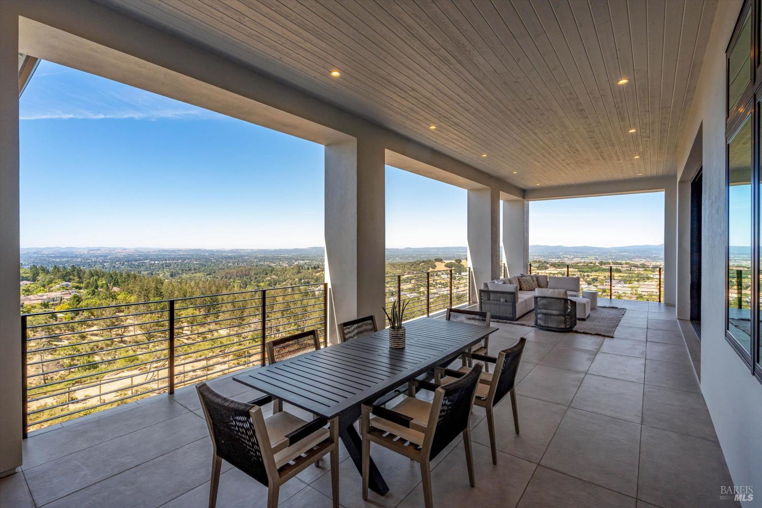 3773 Boulder Point